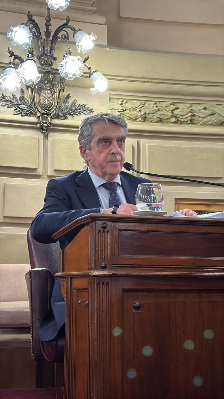 Traferri volvió a liderar en 2025 la presentación de proyectos en el Senado santafesino